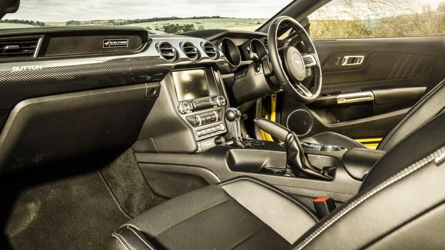 Интерьер Ford Mustang CS700 by Clive Sutton 2016 года  (фото 3 из 19)